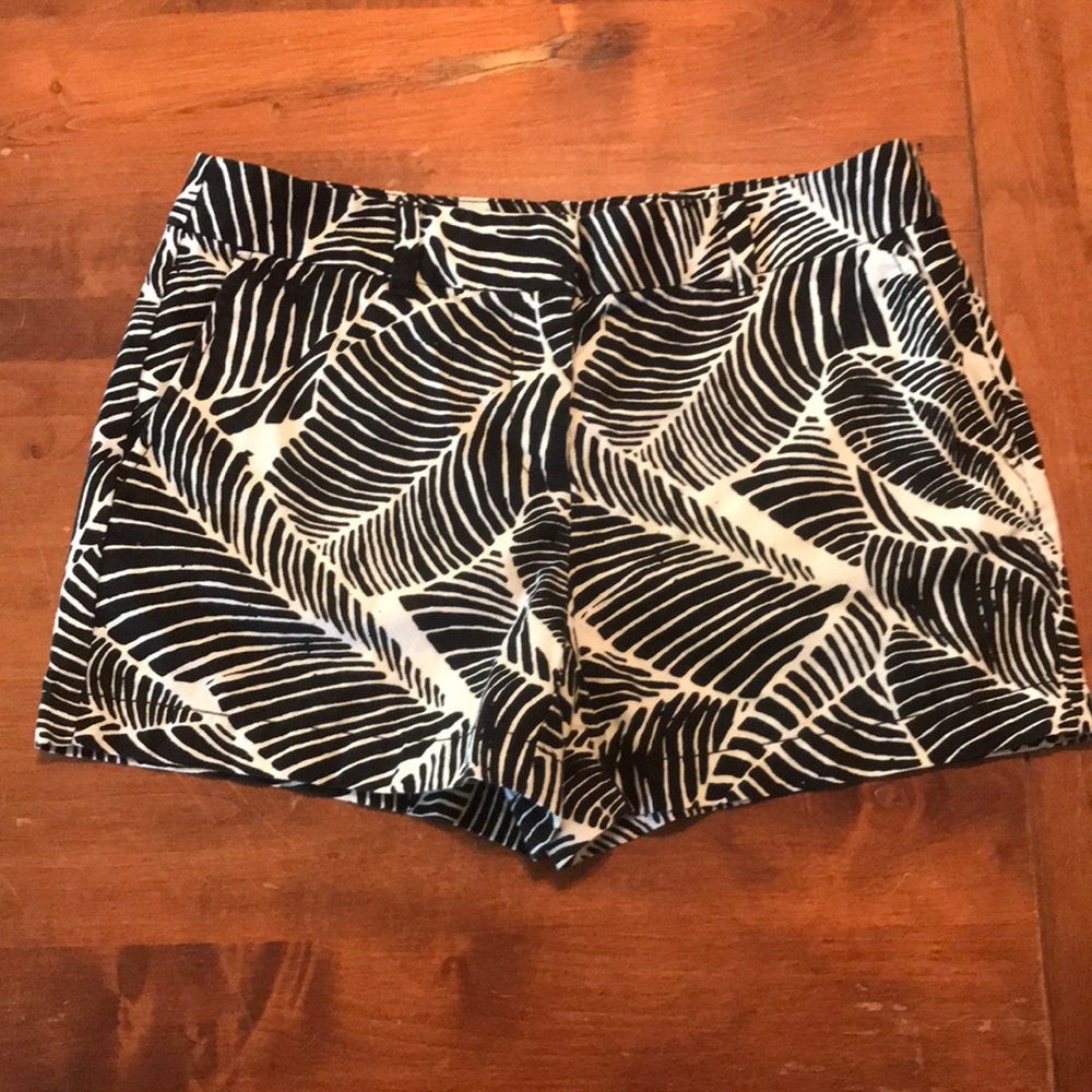 Ann Taylor Loft Sz 4 Print Shorts